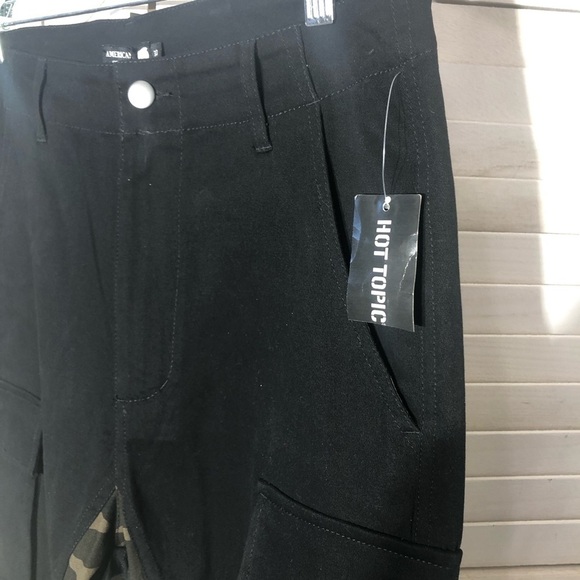 Hot Topic Black Cargo Pants Goth Camouflage Flare 28x32 - Picture 4 of 12